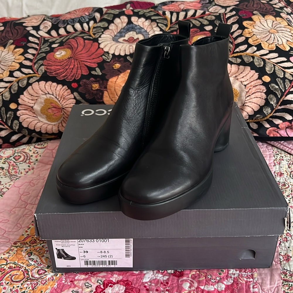 Ecco shape sculpted motion 35 women’s boot